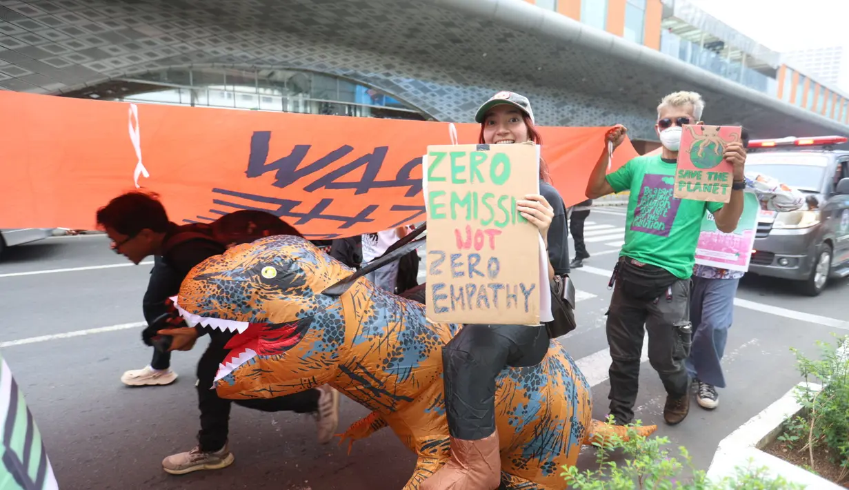 Gerakan ini untuk mendesak pemerintah bahwa aksi iklim bukan hanya soal pengurangan emisi, melainkan juga perlindungan kelompok rentan, pembiayaan yang transparan, serta transisi energi yang berpihak pada rakyat. (Kapanlagi.com/ Budy Santoso)