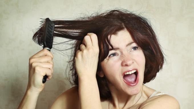 4 Cara Mudah Mengatasi  Rambut  yang Kusut  Beauty Fimela com