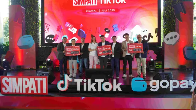 Telkomsel meluncurkan kartu perdana Simpati TikTok seharga Rp 55 ribu bersama dengan TikTok dan Gopay. (Foto: Corpcomm Telkomsel).