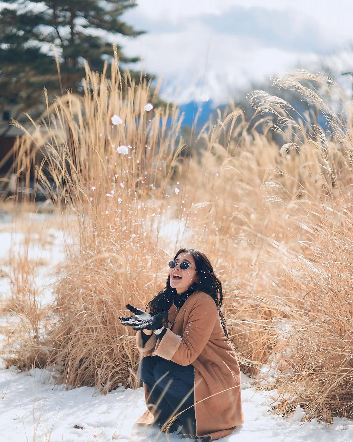 Potret Cantik Bella Bonita Liburan ke Jepang, Happy Banget Main Salju