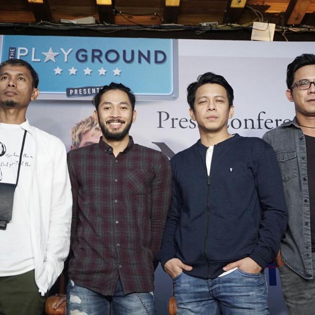 Lirik Lagu Noah Jalani Mimpi News Entertainment Fimela Com Lagu jalani mimpi adalah album keterkaitan keterikatan yang dirilis tahun 2019. lirik lagu noah jalani mimpi news