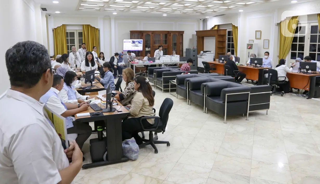 Hari ini, Senin (11/11/2024, Wakil Presiden Gibran Rakabuming Raka meluncurkan program bernama 'Lapor Mas Wapres'. (Liputan6.com/Herman Zakharia)