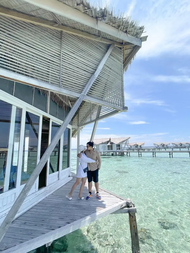 Istri Hamil Anak Pertama, Ini 5 Potret Lutfi Agizal dan Nadya Indry Usai Menikah