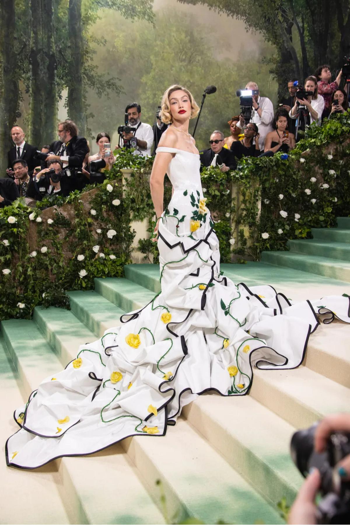 Glamour, Sejarah, dan Inovasi: Sejarah Met Gala dalam Dunia Fashion
