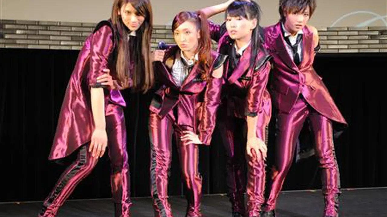 Unit AKB48 Aransemen Ulang Lagu Milik Grup Legendaris