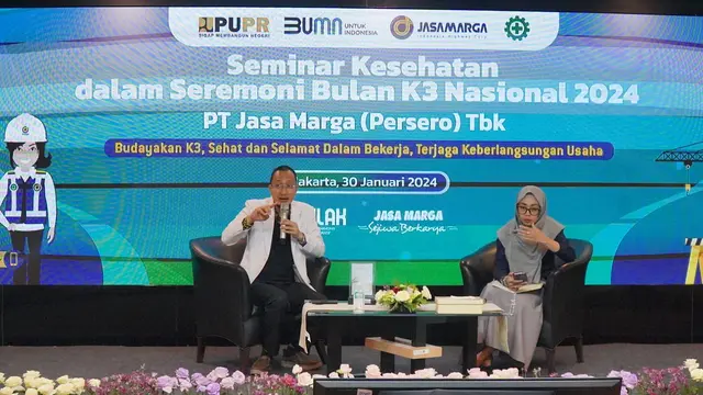 Tugas moderator dalam acara seminar