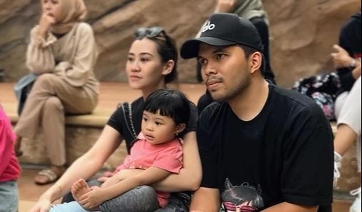 Tak sedikit yang menyampaikan doa buat Thariq dan Aaliyah.