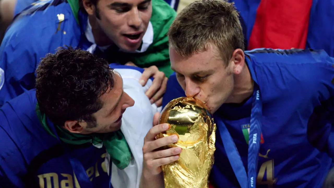 Pemain Italia Pensiun, Italia, Daniele De Rossi