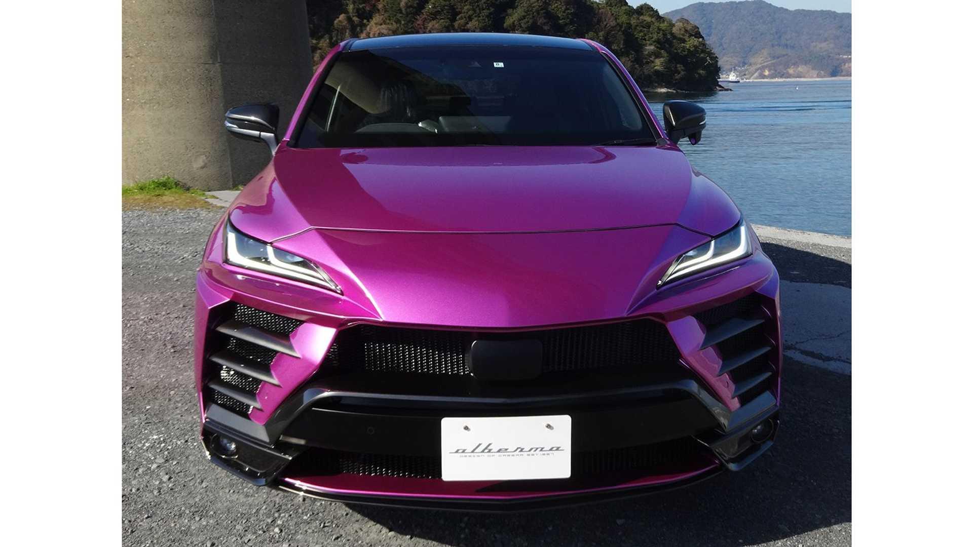 (c) Carscoops