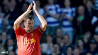 Masih Cedera, Legenda Liverpool Batal ke Indonesia