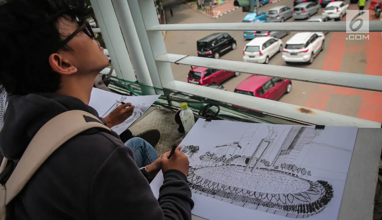 Mahasiswa IKJ Fakultas Seni Rupa melukis suasana Bundaran HI, Jakarta Pusat, Kamis (19/10). Mereka melukis suasana Bundaran HI untuk mengaplikasikan ilmu yang didapatnya saat kuliah. (Liputan6.com/Faizal Fanani)