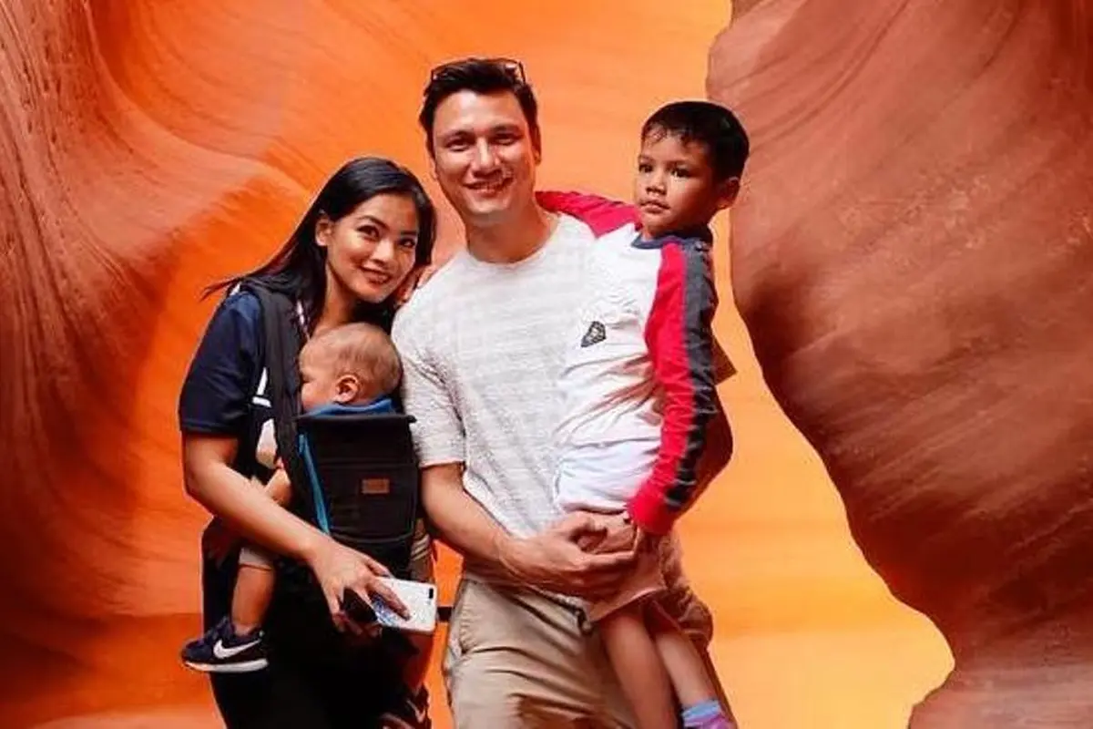 Titi Kamal dan Christian Sugiono