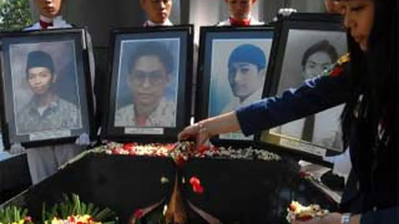 110512btrisakti-peringatan.jpg