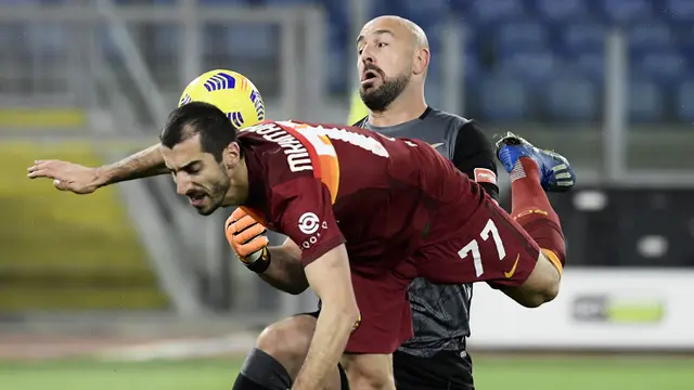 FOTO: Luis Alberto Cetak Brace, Lazio Tekuk AS Roma 3-0