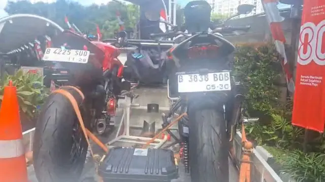 Dua moge Ducati disita KPK dalam OTT Wamenaker Immanuel Ebenezer