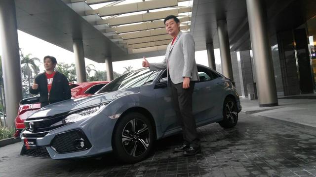 Honda Civic hatchback turbo