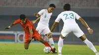 Evan Dimas beraksi saat Timnas Indonesia melawan Myanmar, Senin (25/3/2019) di Stadion Mandhalar Thiri, Mandalay, Myanmar. (PSSI)