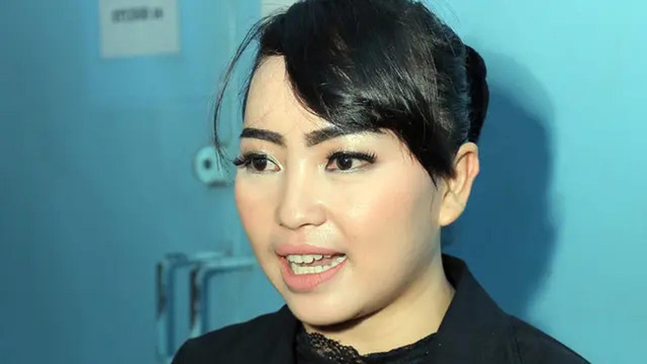 6 Artis Kaget Mpok Alpa Meninggal, Baim Wong Sampai Cari di Google