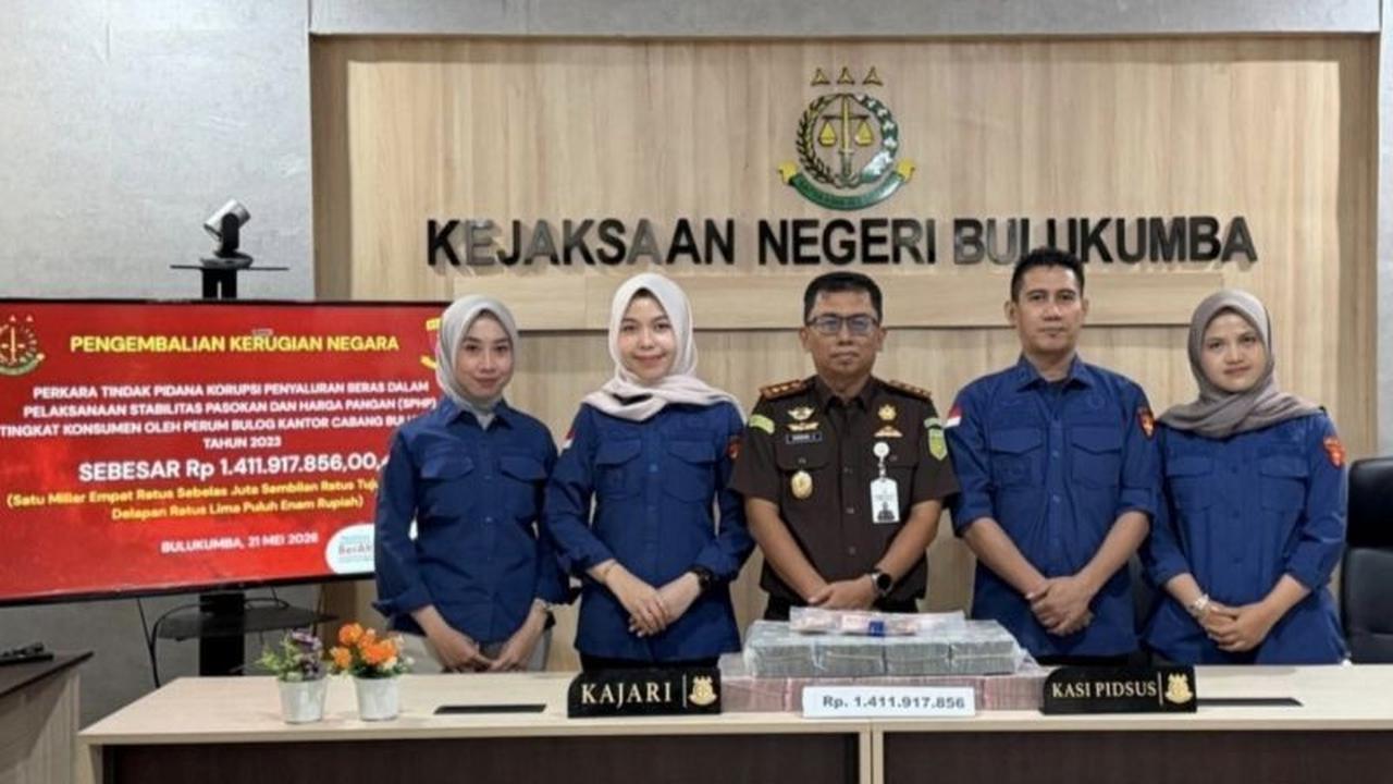 Kejari Bulukumba Terima Rp1,41 Miliar dari Kasus Korupsi Beras Bulukumba, Mantan Pimpinan Bulog Terbukti Bersalah