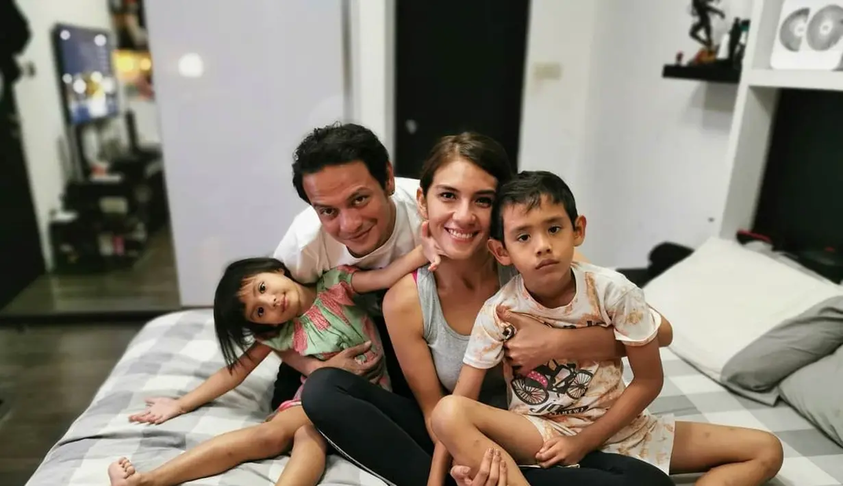 Eno Netral dan Nadila Ernesta (Instagram/nadila_ernesta)