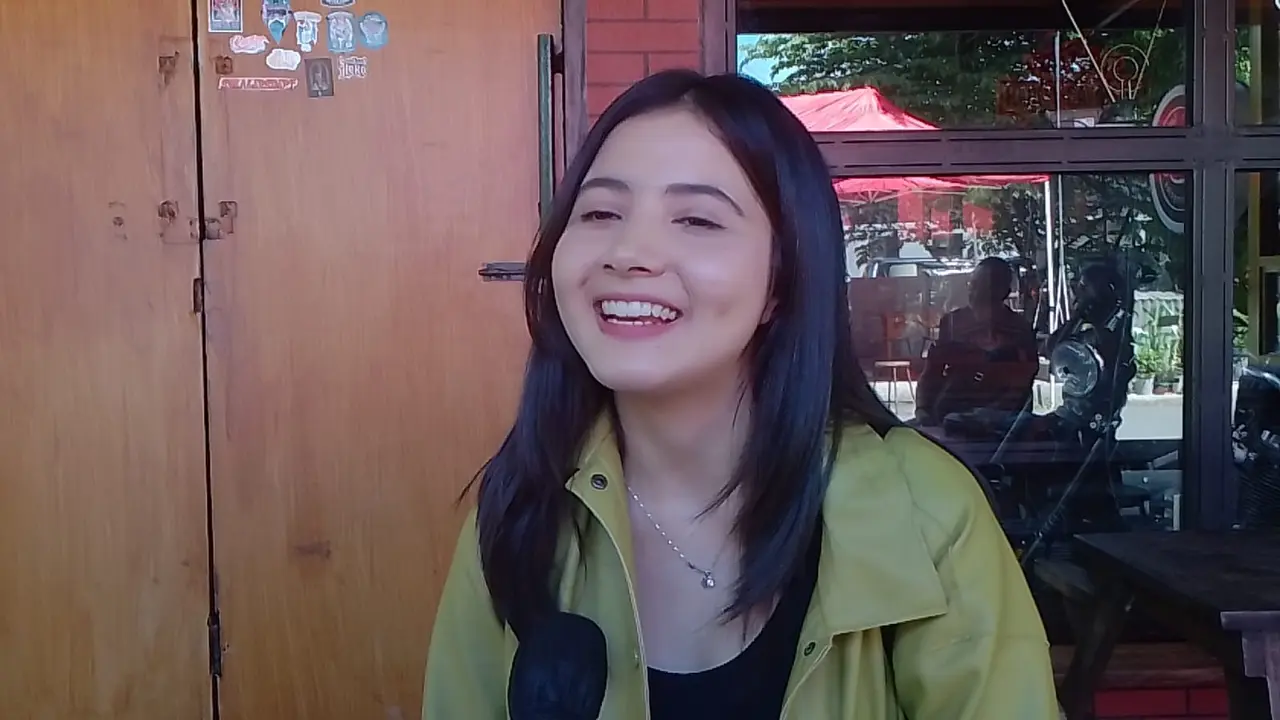 Bulan Sutena