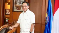 Mendagri Tito Karnavian Raih Penghargaan Tokoh Pendorong Pertumbuhan dan Stabilitas Ekonomi Daerah