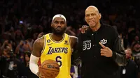 Adam Silver Tahan Rilis Jadwal NBA 2026-2027 Sambil Menunggu Pilihan LeBron James