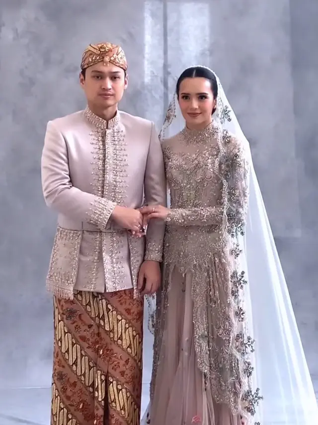 Ngunduh Mantu Beby Tsabina dan Rizky Natakusumah. [@wirantikurniabride]