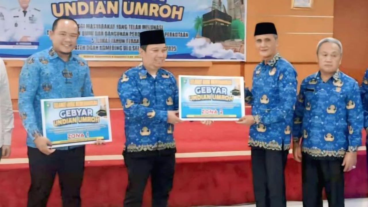 Dua Warga Beruntung! Pemkab OKU Selatan Beri Hadiah Umrah Gratis bagi Pembayar Pajak PBB-P2 Taat