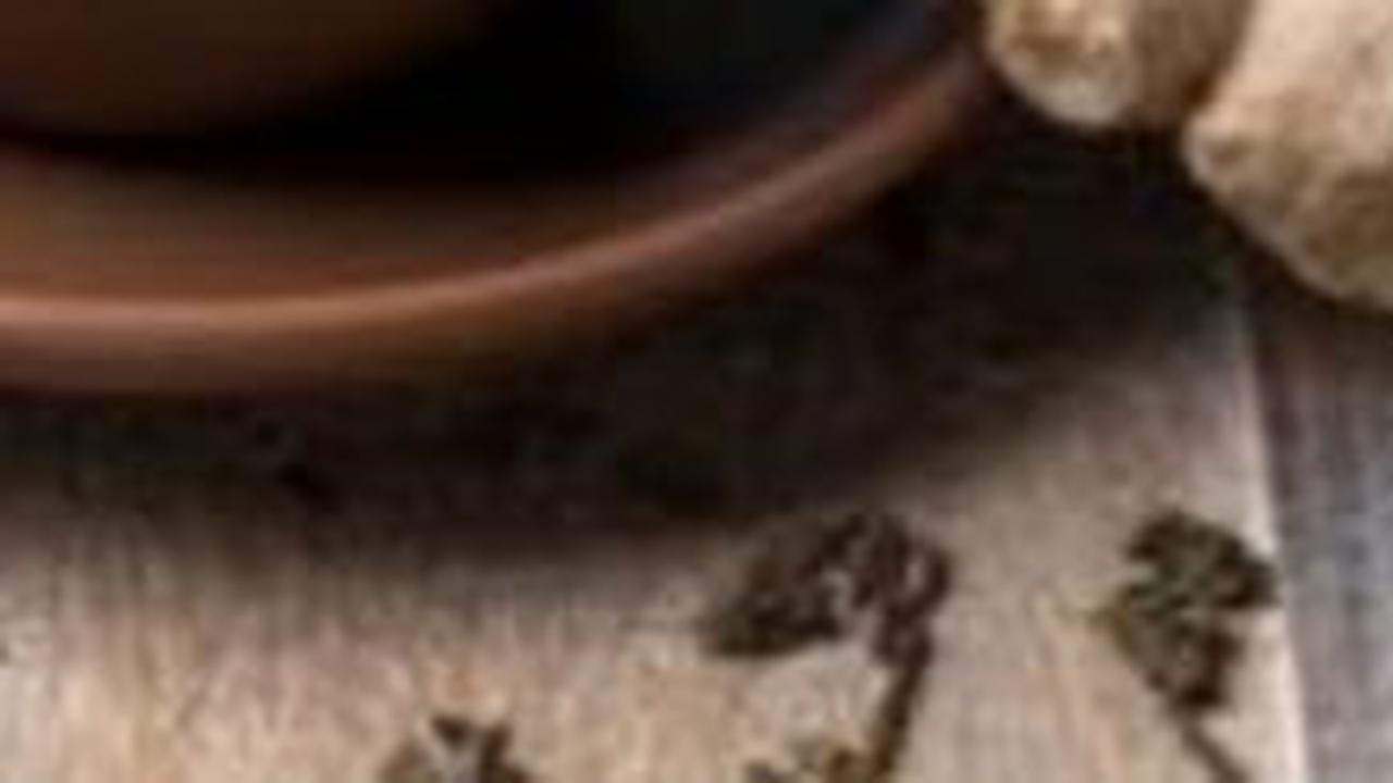 1. Resep Minuman Hangat Buat Takjil Buka Puasa: Wedang Jahe<br>