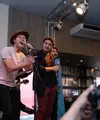Pencapaian luar biasa Rizky Febian bersama rakan-rekannya yang tergabung dalam album Rizky and Friends. Dalam waktu kurang lebih satu bulan, bisa menjual album 100 ribu keping. (Deki Prayoga/Bintang.com)