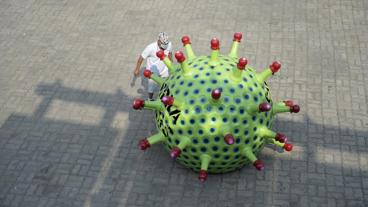 Penampakan Mobil Virus Corona di India