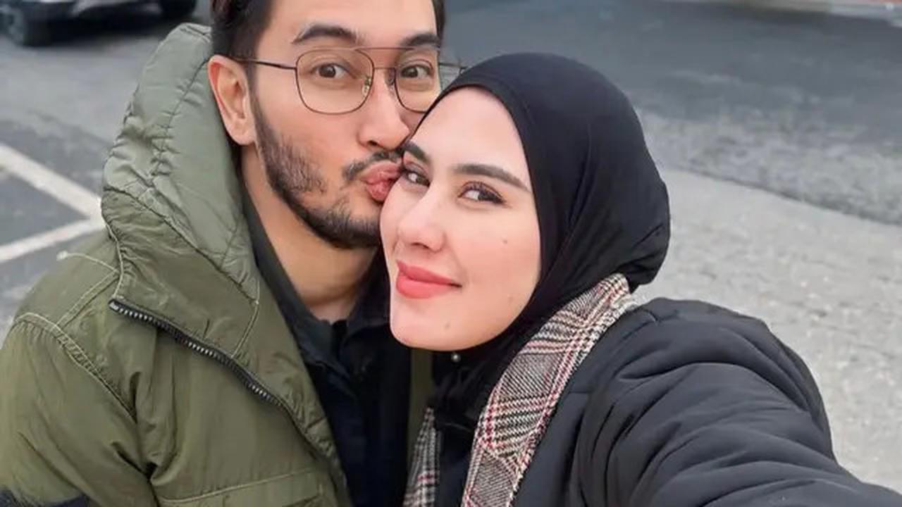 6 Tampilan Bupati dan Ibu Bupati Bandung Barat Jeje Govinda dan Syahnaz Sadiqah saat Liburan ke Korea Selatan Sebelum Resmi Menjabat