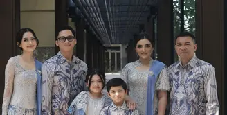 Arsy memiliki tampilan yang begitu menggemaskan. Gaya gaunnya begitu variatif  yang hadirkan ragam inspirasi menjanjikan. [Foto: Instagram/ Arsy Hermansyah]