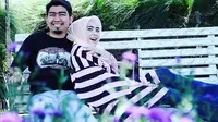 Ustaz Solmed dan April Jasmine (Instagram)
