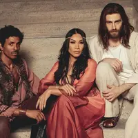 Anggun C. Sasmi mencoba hal baru di luar profesinya sebagai penyanyi internasional. Ia menjajal dunia seni peran dengan bermain teater di Italia [@angguncipta]