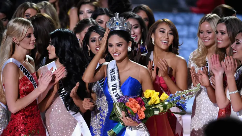 20151220-Filipina Rebut Gelar Wanita Tercantik di Miss Universe 2015