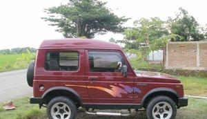 Suzuki Katana (Via: mobil-klasikantik.com)