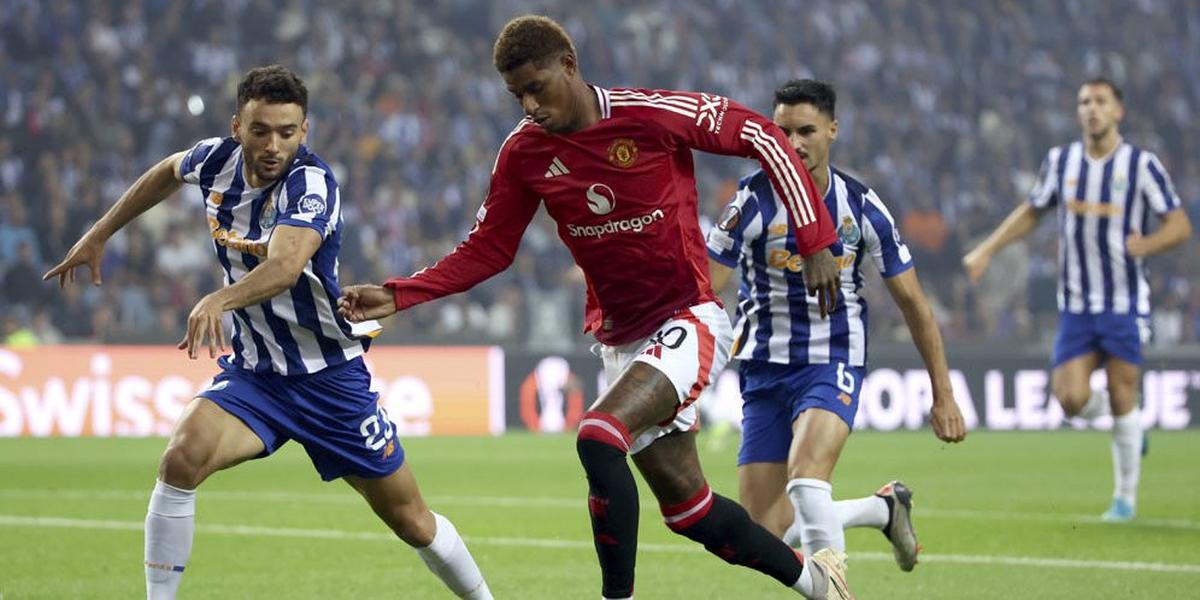 Jose Mourinho Ajak Marcus Rashford Pindah ke Fenerbahce?