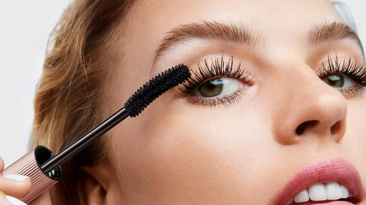Makeup Glamor Anti Gagal, Ini Dia Produk Andalan Komunitas TikTok dari O.TWO.O!