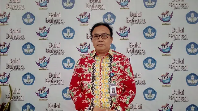 Kepala Balai Bahasa Provinsi Jawa Barat Umar Solikhan , di sela-sela pelatihan Diseminasi Gerakan Literasi Nasional di Garut, Jawa Barat