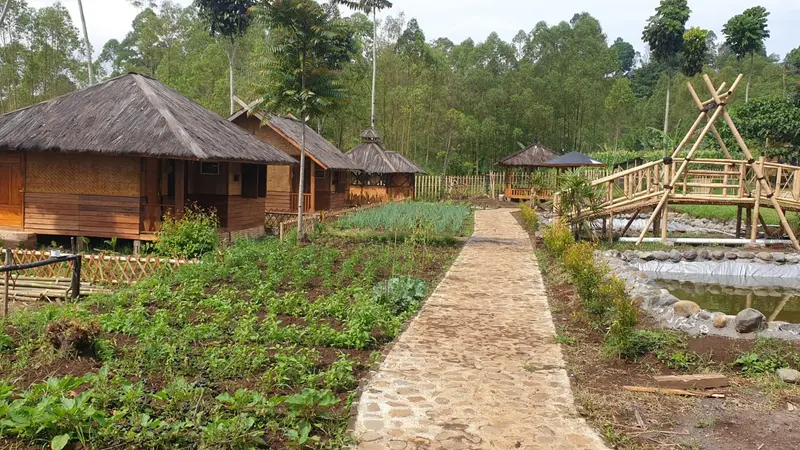 Kalangan pengusaha hotel dan restoran Kabupaten Garut, Jawa Barat, menjerit akibat minimnya okupansi atau tingkat hunian hotel pada liburan natal dan tahun baru (Nataru) tahun ini. (Liputan6.com/Jayadi Supriadin)