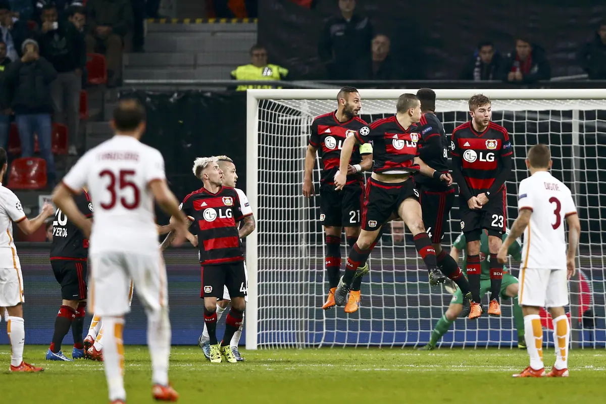 Bayer Leverkusen vs AS Roma