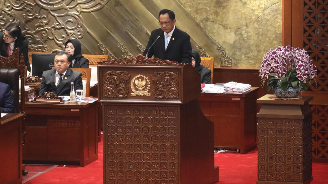 10 RUU Kabupaten/Kota Disahkan, Mendagri Pastikan Kepastian Hukum dan Batas Wilayah