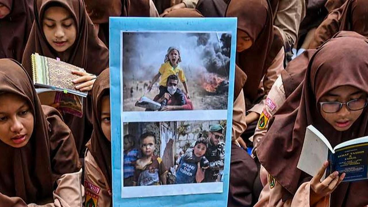 Kegiatan ini diadakan sebagai wujud solidaritas dan dukungan terhadap warga Palestina di Jalur Gaza.