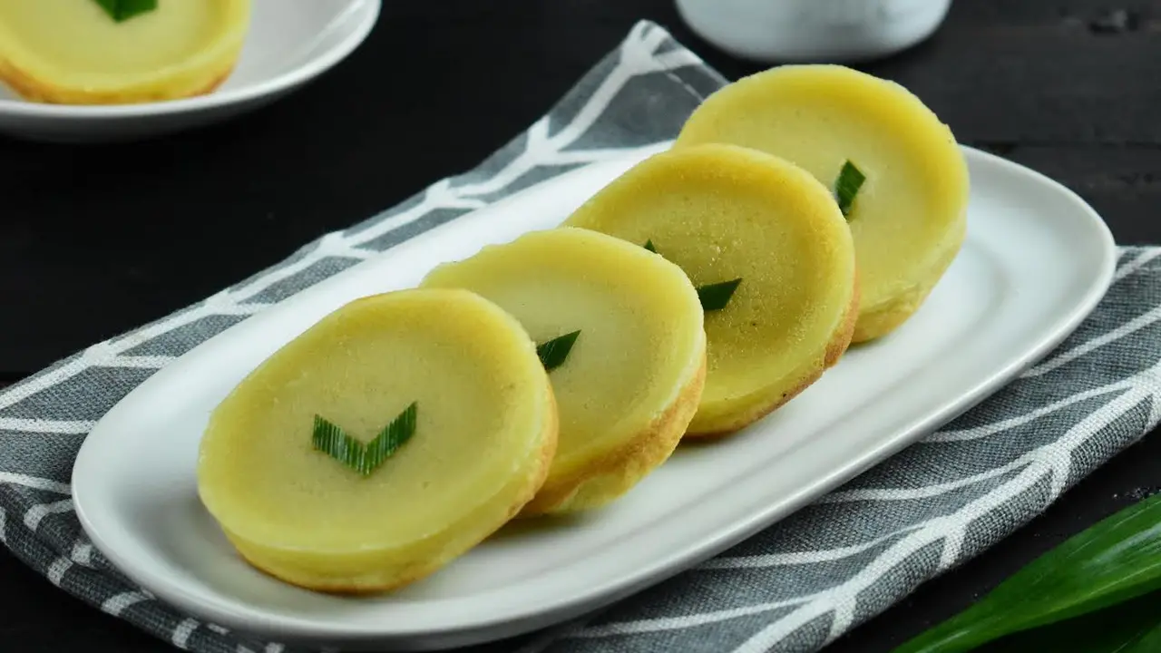 kue lumpur