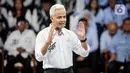 Calon Presiden nomor urut 3, Ganjar Pranowo saat paparan visi dan misi pada debat perdana Calon Presiden pada Pilpres 2024, Selasa (12/12/2023). (Liputan6.com/Faizal Fanani)