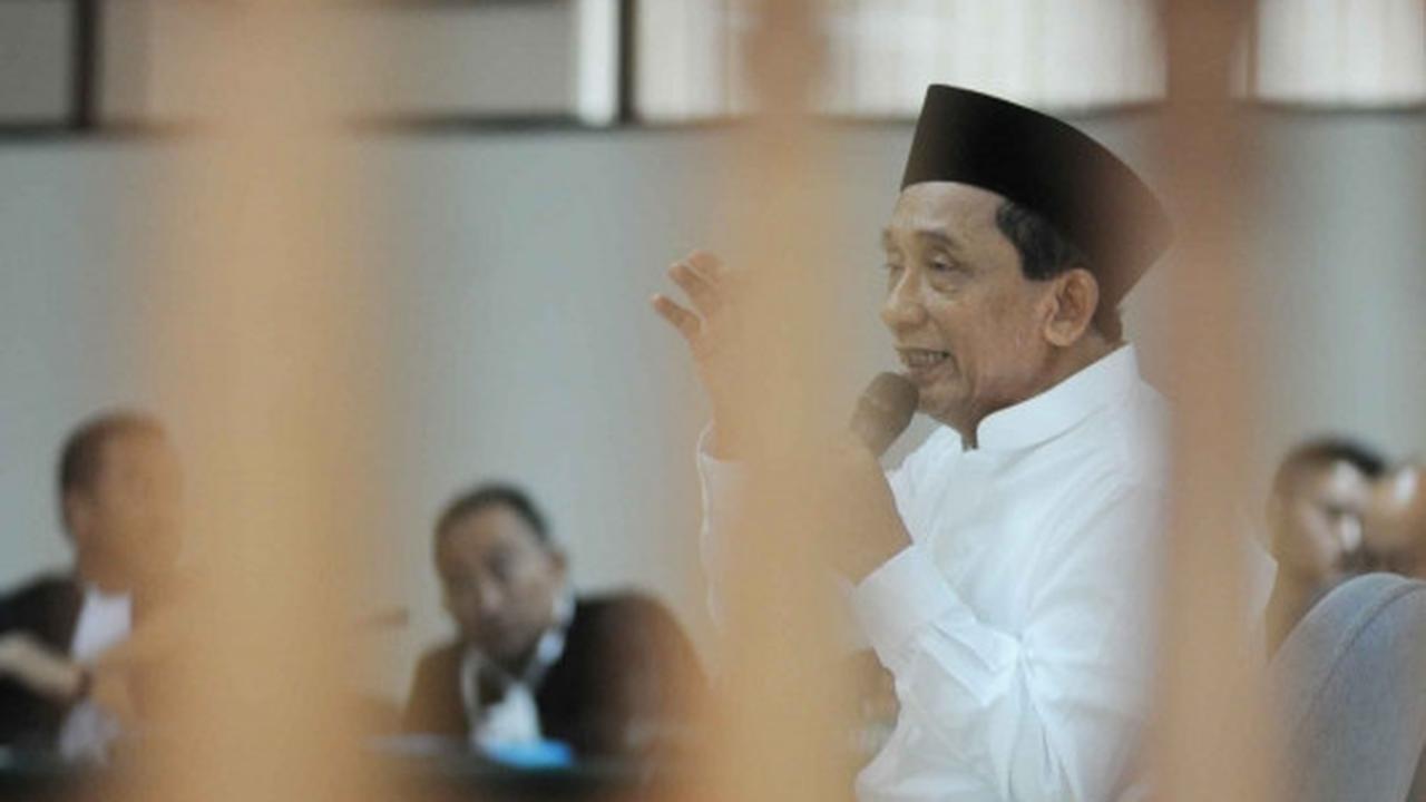 Ekspresi Fuad Amin dicecar JPU terkait suap gas Bangkalan