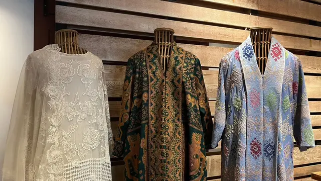 Koleksi busana Oscar Lawalata Culture pada acara Ramadan with Heart (Foto Dok: Yayasan Jantung Indonesia)