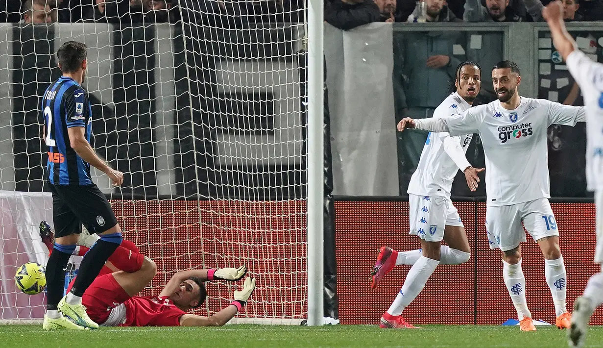 Sementara, Tyronne Ebuehi (44’) yang menjadi pencetak gol Empoli. (Spada/LaPresse via AP)